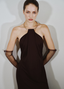 Фина плетена рокля с чоукър