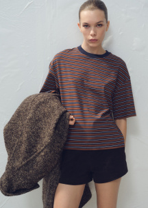 Тениска с къс ръкав на райе