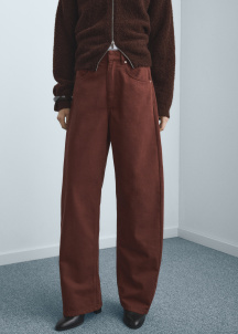 Дънки с кройка балон и средновисока талия