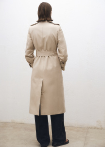 Тренчкот от памук с двойно закопчаване