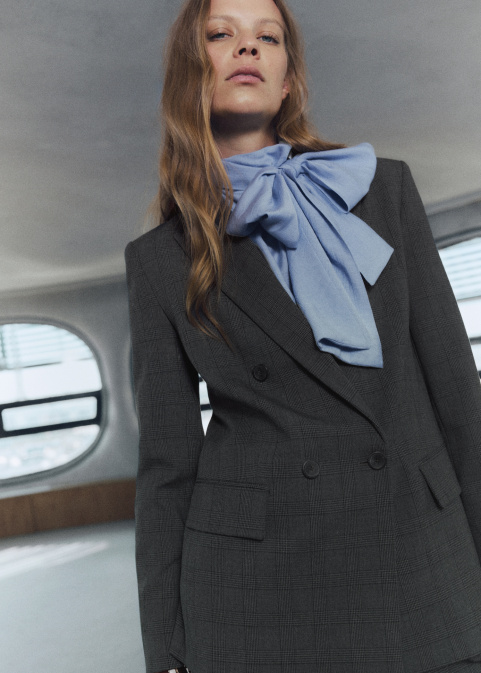 Кариран блейзър с двуредно закопчаване