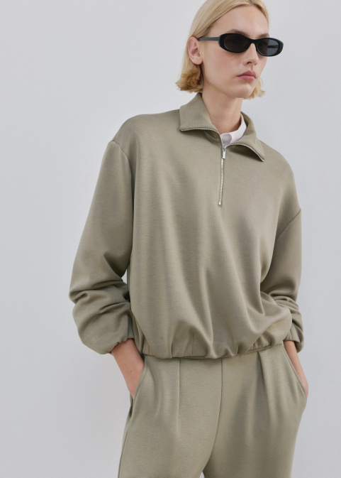 Суитшърт с кройка тип балон